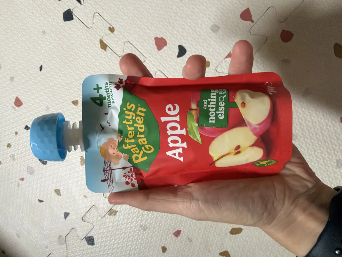 Rafferty's Garden Apple Pouch 120g
