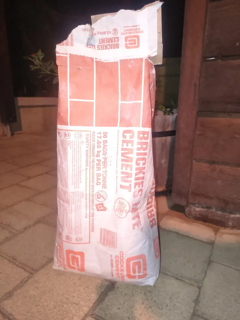 Cockburn Cement Brickies Lite Cement 17.85kg