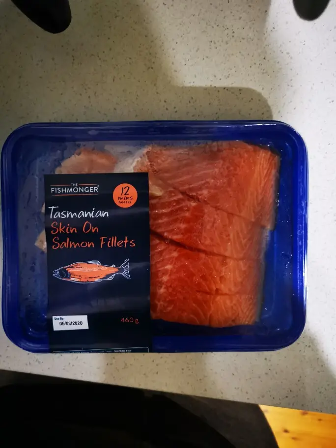 716359 Salmon 460g