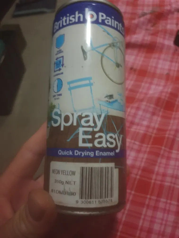 British Paints Sprayeasy Neon Yellow 310g