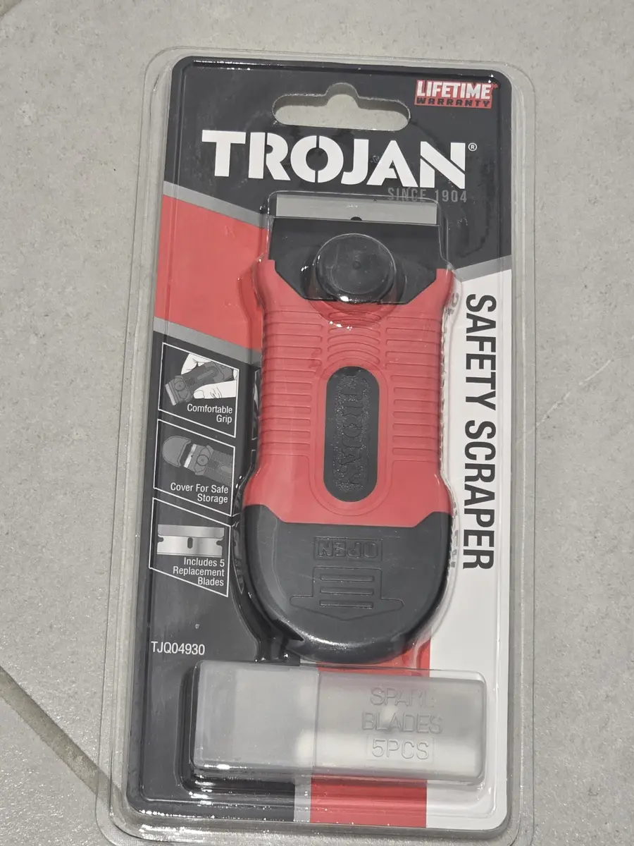 Trojan Safety Scraper With 5 Blades
