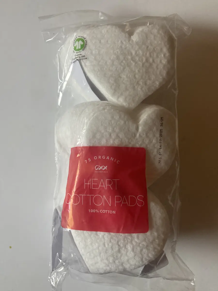 75 Pack Heart Organic Cotton Pads - OXX Essentials