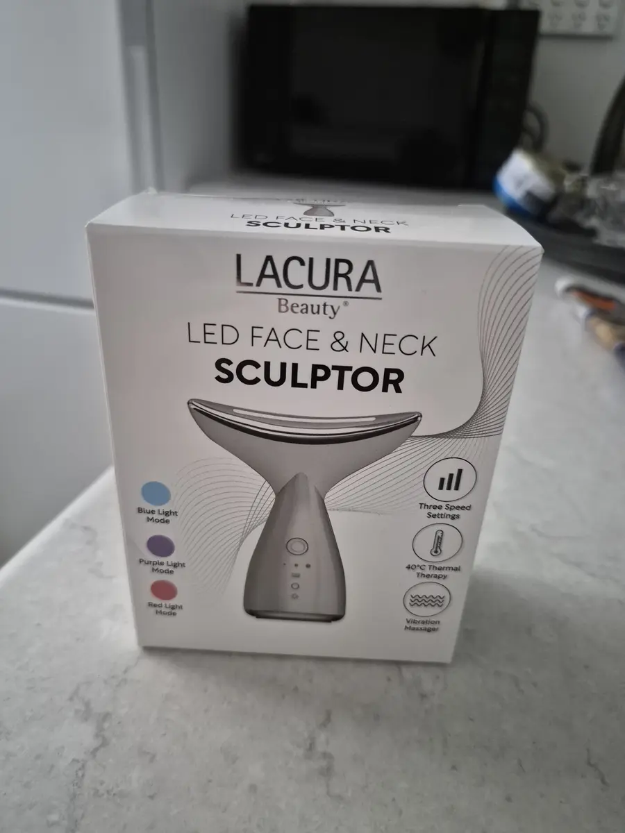 Lacura LED Face & Neck Sculptor