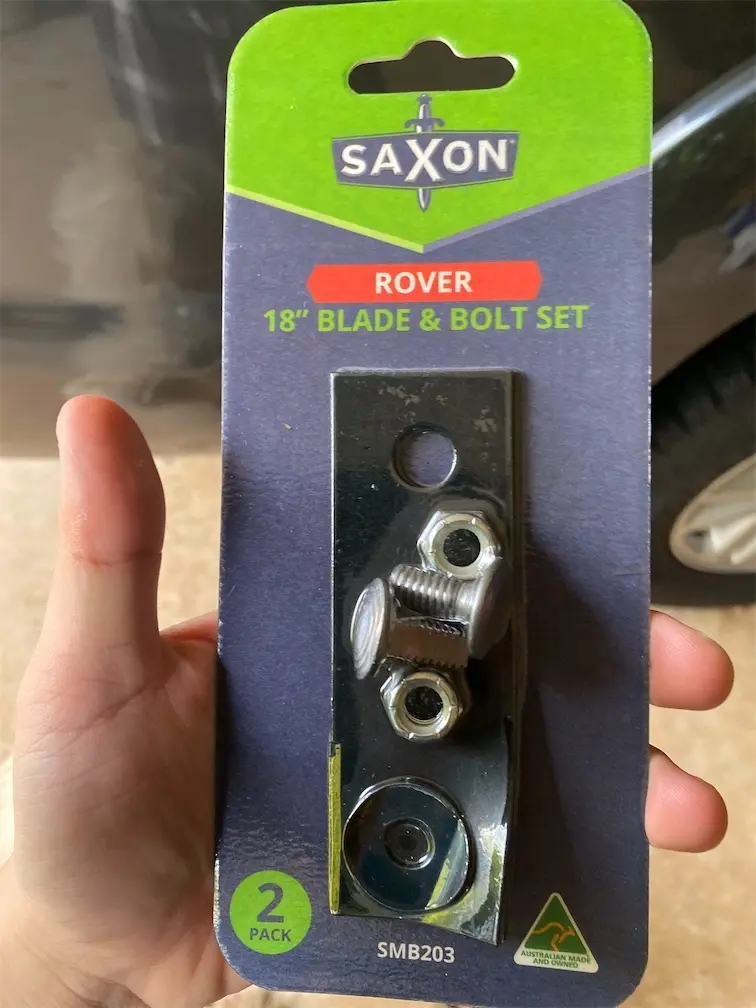 Saxon 18” Mower Blade and Bolt Set