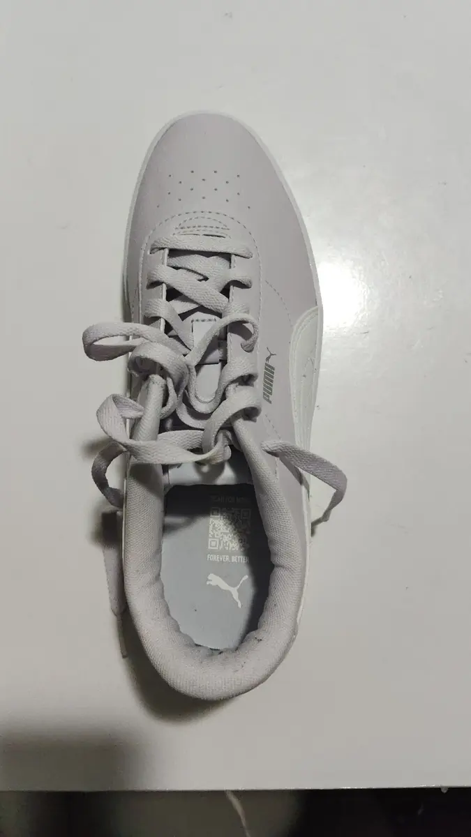 PUMA Jola Sneakers