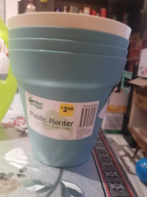 Garden Edge Plastic Planter