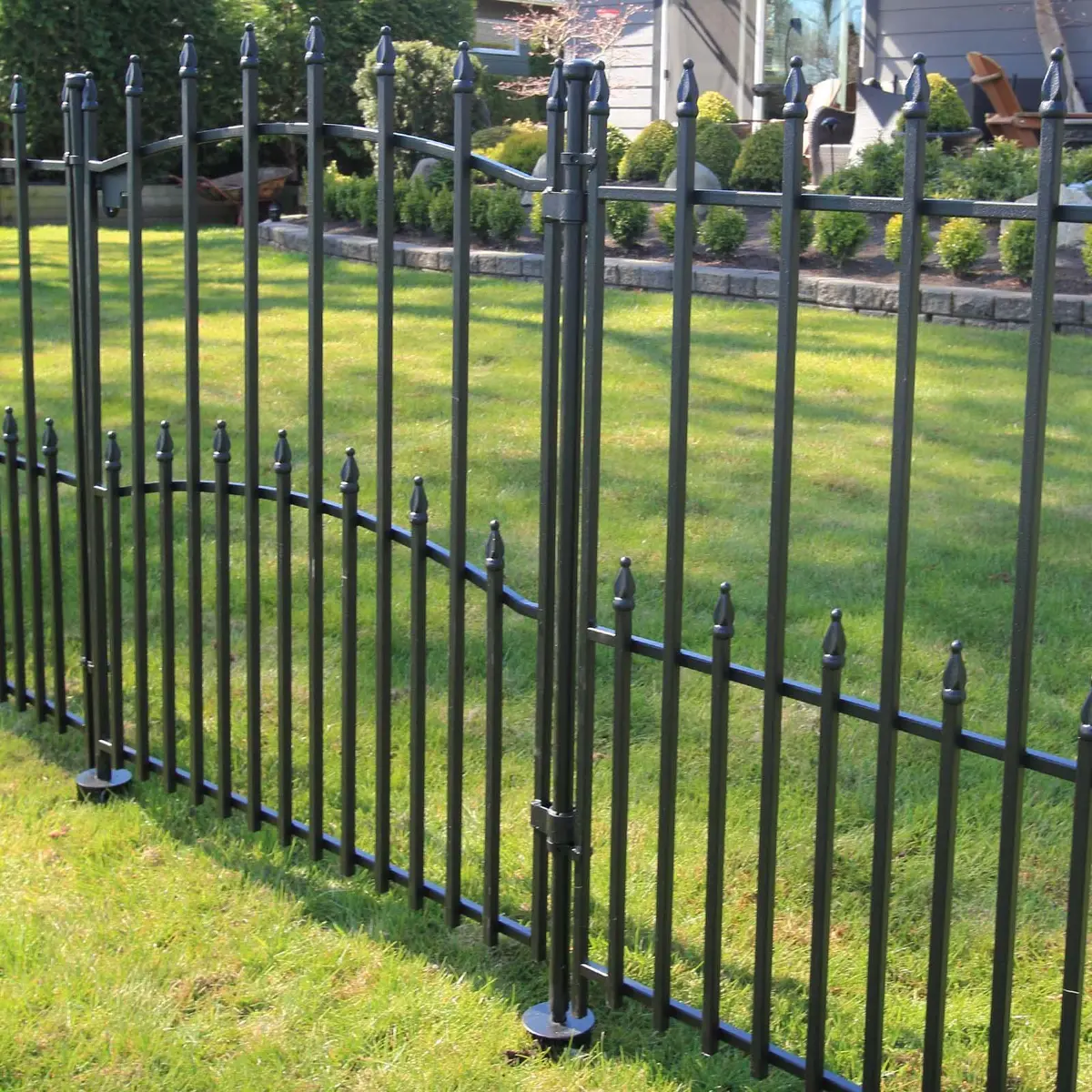 Peak Products 400mm Black No-Dig Fencing Fence Post Spike