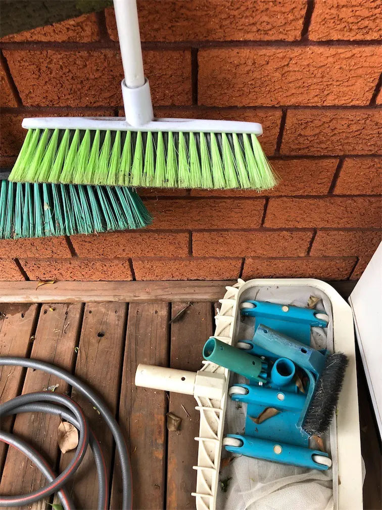 Sabco Medium Duty Broom SAB21090