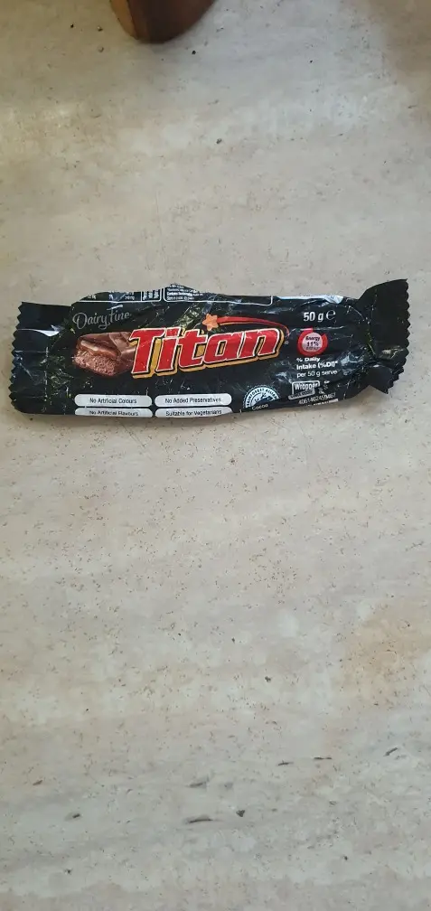 305625 DF Titan/Dreemy