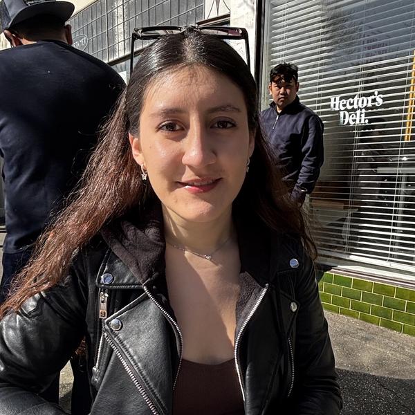 Laura avatar