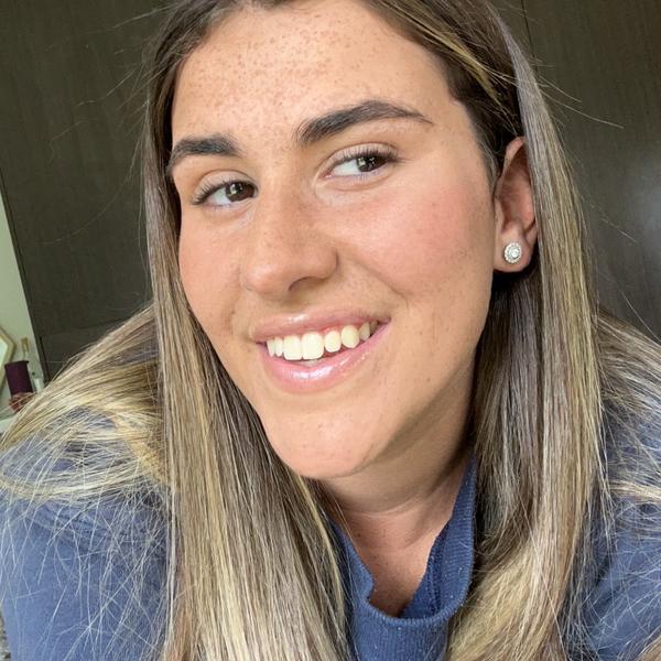 Hollie Johnston avatar