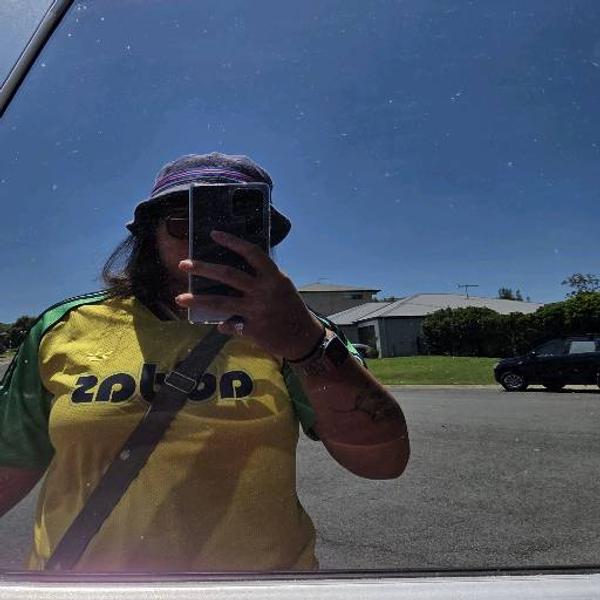 Mel Fab avatar