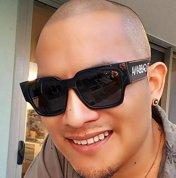 Deee  Brown avatar